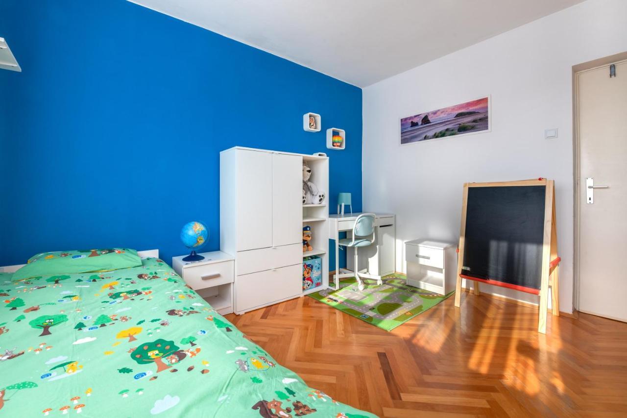 Apartment Niksa プーラ エクステリア 写真