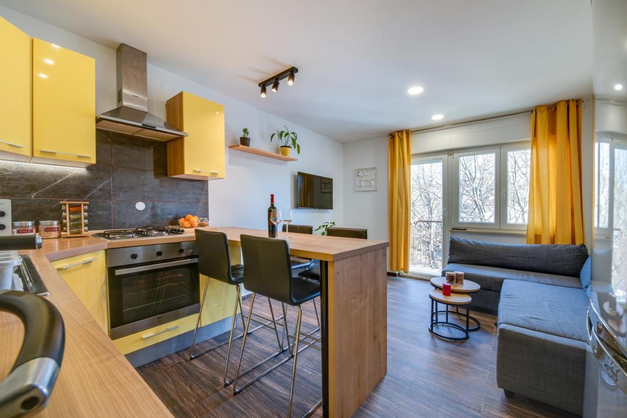 Apartment Niksa プーラ エクステリア 写真